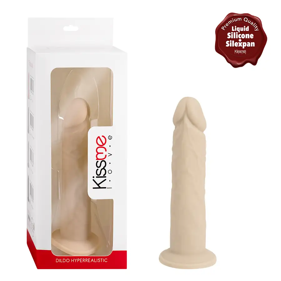 Premium Silicona Dispositivo Hiperrealista Talla M Con Ventosa by KISSME LOVE