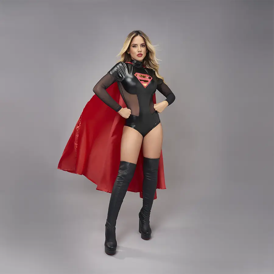 Disfraz Super Chica Poliéster Elastano Con Capa Y Body by CEREZA LINGERIE