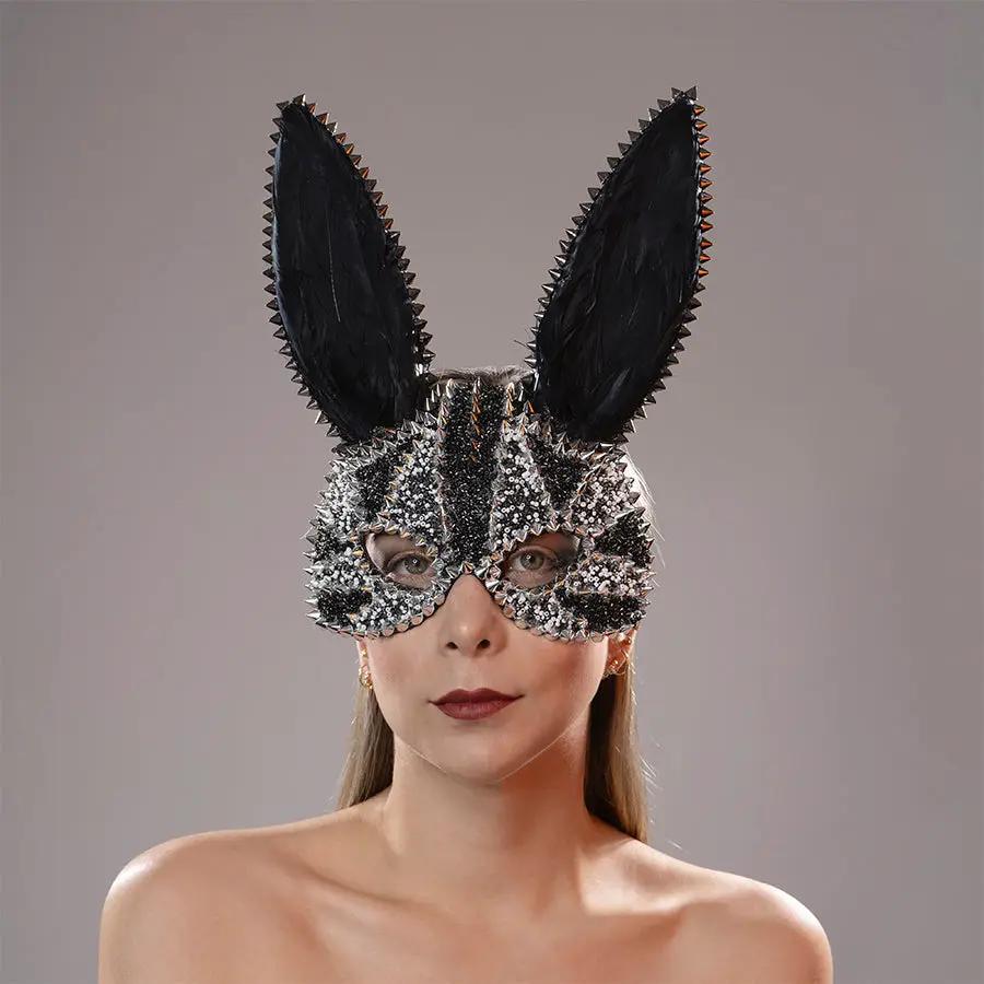 Ragusa Máscara Conejo Plástico Con Escarcha Tachuelas Y Plumas by SENSUAL LOVE